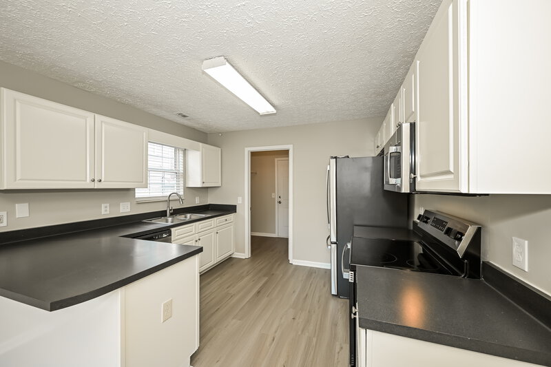 2,390/Mo, 3508 Glenfalls Dr Hermitage, TN 37076 Kitchen View 2