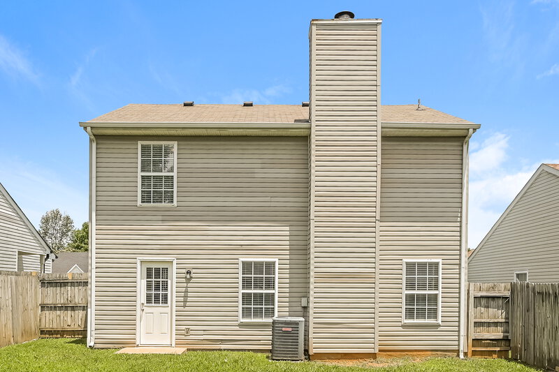 1,995/Mo, 305 Indian Park Dr Murfreesboro, TN 37128 Rear View