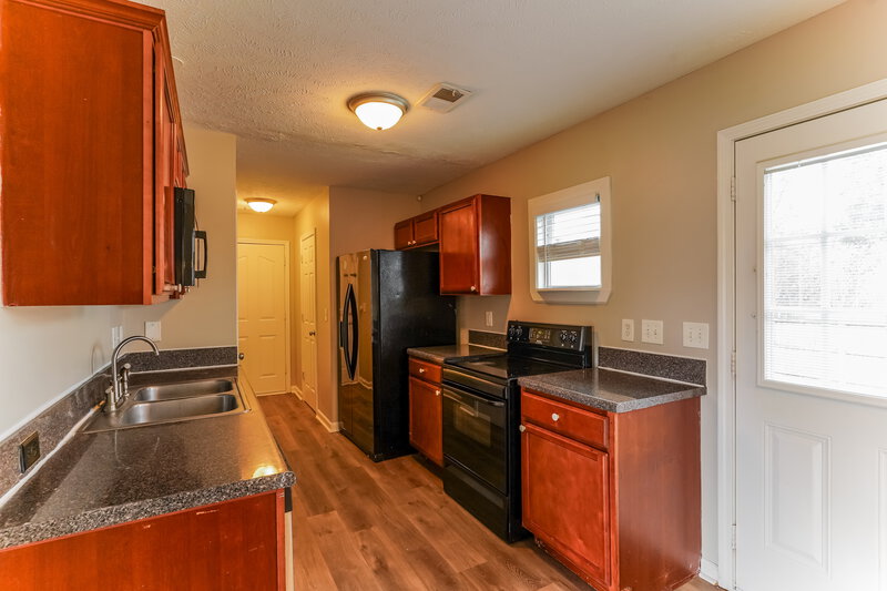 1,985/Mo, 1081 Lakewalk Dr Antioch, TN 37013 Kitchen View 2