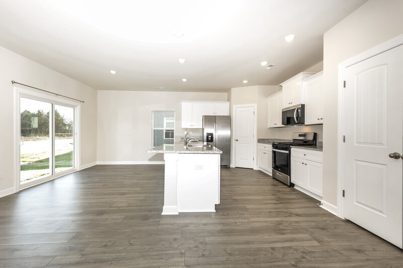 2,225/Mo, 3513 Quintana Dr Murfreesboro, TN 37127 Kitchen View
