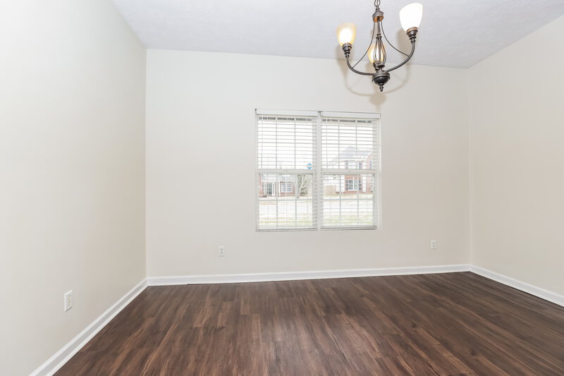2,085/Mo, 3326 Hamberton Cir Murfreesboro, TN 37128 Dining Room View 2