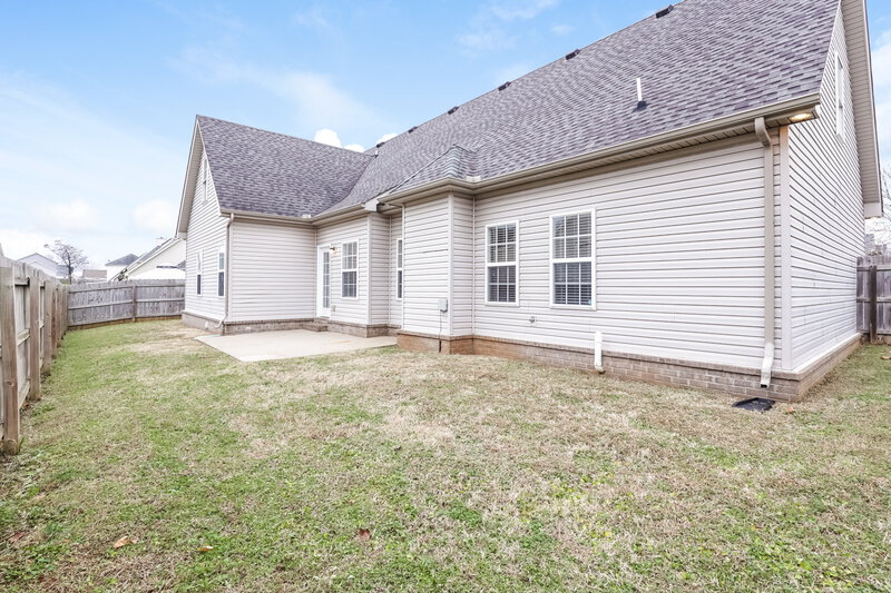2,085/Mo, 3326 Hamberton Cir Murfreesboro, TN 37128 Rear View