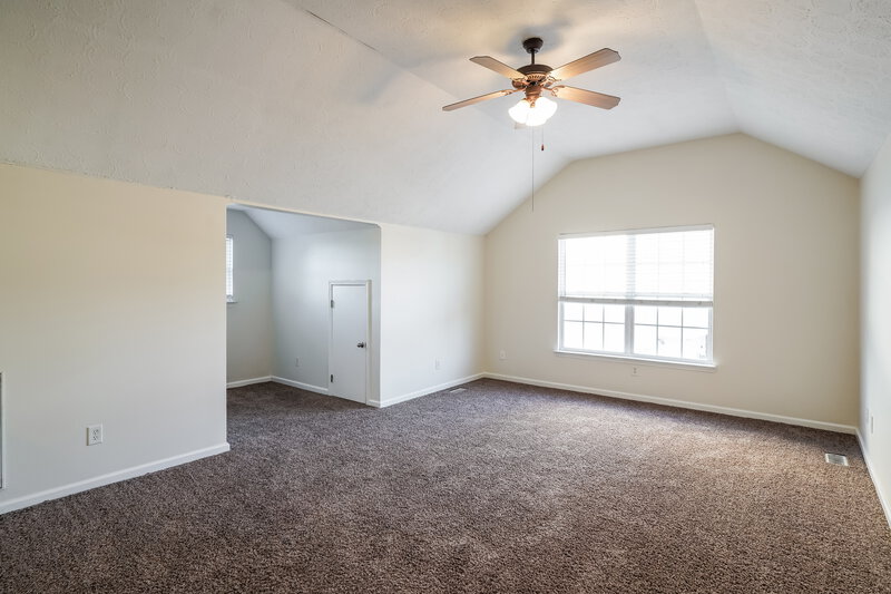 2,165/Mo, 7212 Legacy Dr Antioch, TN 37013 Bonus Room View 2