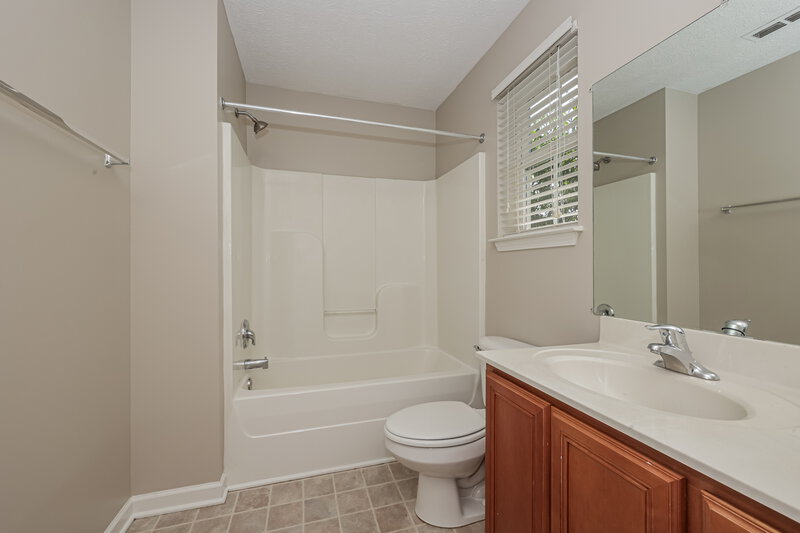2,185/Mo, 3505 Perlino Dr Murfreesboro, TN 37128 Bathroom View