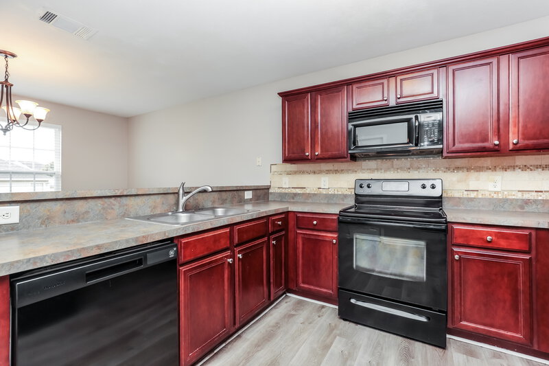 2,215/Mo, 329 Sarna Dr La Vergne, TN 37086 Kitchen View 2