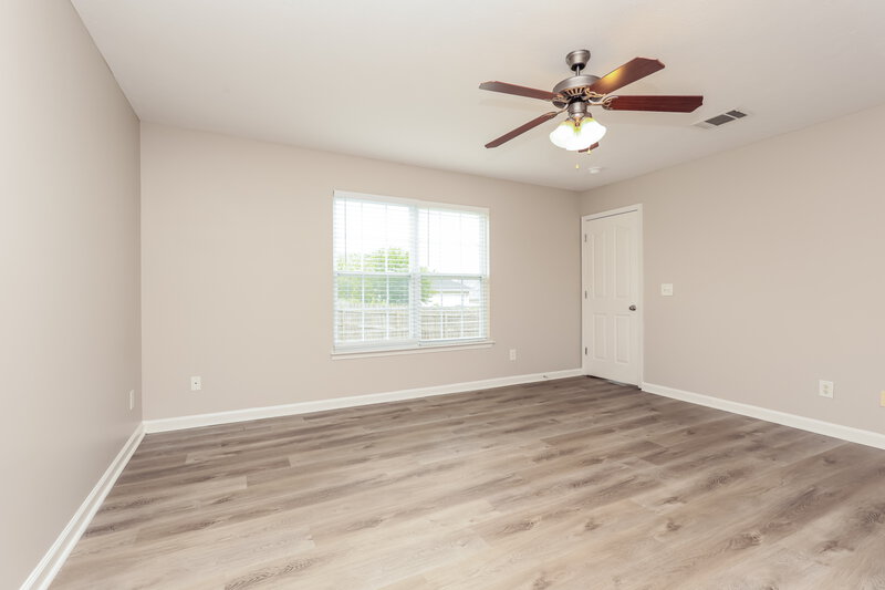 2,215/Mo, 329 Sarna Dr La Vergne, TN 37086 Bedroom View