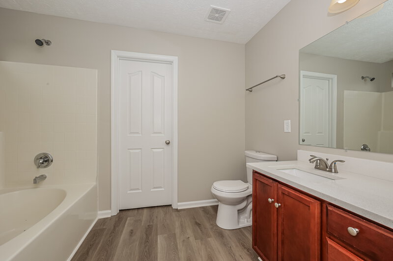 1,790/Mo, 1424 E Nir Shreibman Blvd La Vergne, TN 37086 Misc View 9