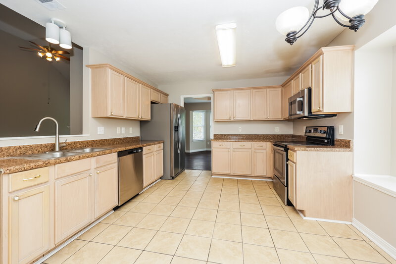 2,290/Mo, 373 Davids Way La Vergne, TN 37086 Kitchen View