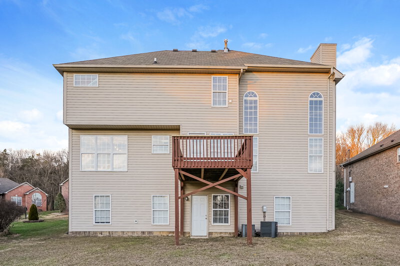 2,320/Mo, 5555 Craftwood Dr Antioch, TN 37013 Rear View