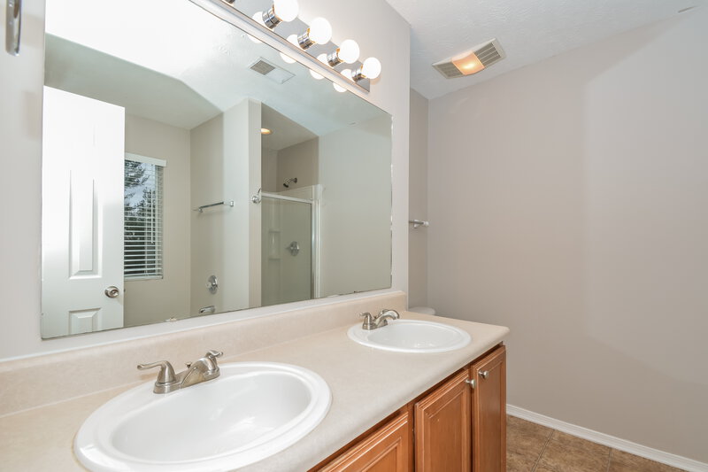 2,060/Mo, 2653 Sutherland Dr Thompsons Station, TN 37179 Main Bathroom View
