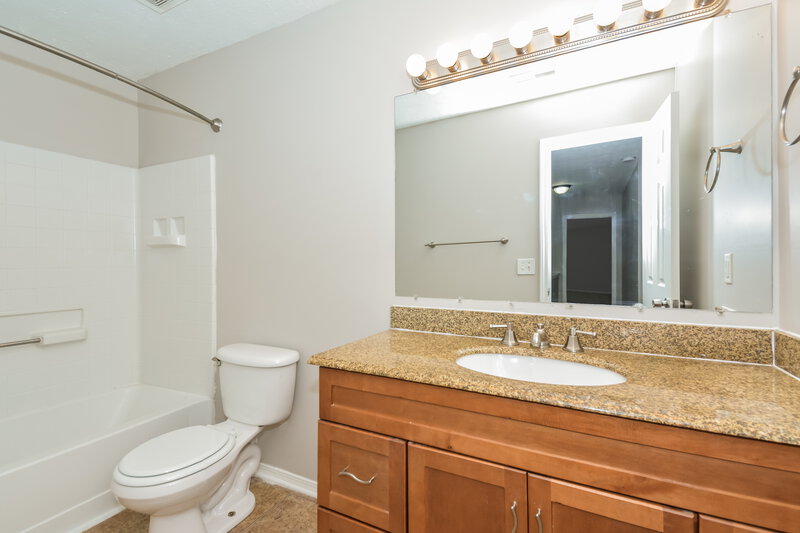 2,060/Mo, 2653 Sutherland Dr Thompsons Station, TN 37179 Bathroom View