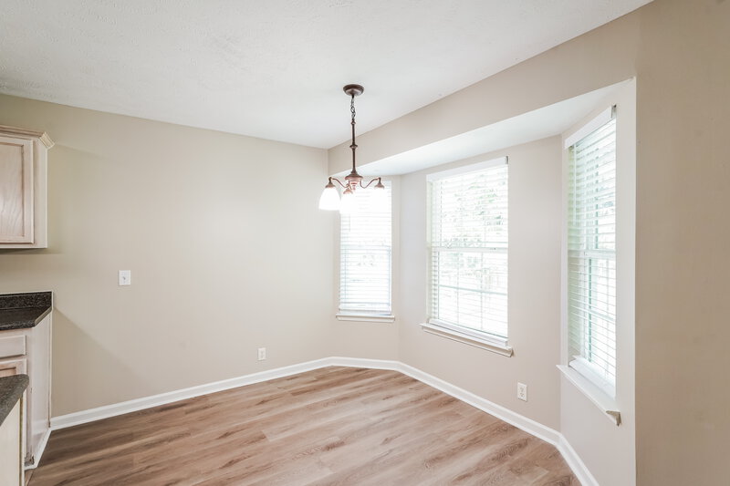 2,275/Mo, 7375 Ole Nottingham Dr Antioch, TN 37013 Dining Room View