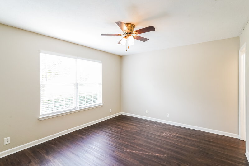 2,275/Mo, 7375 Ole Nottingham Dr Antioch, TN 37013 Main Bedroom View