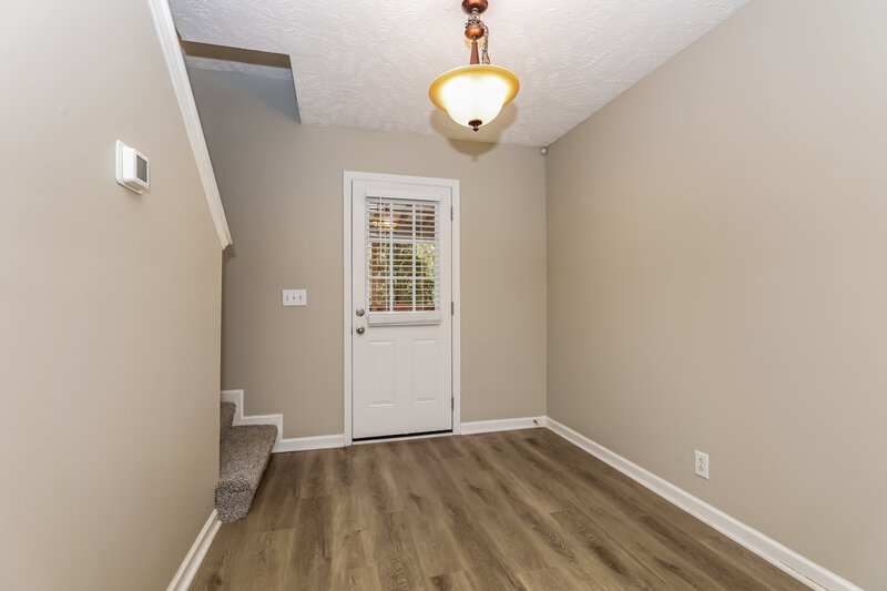 2,100/Mo, 4825 Nina Marie Ave Murfreesboro, TN 37129 Dining Room View