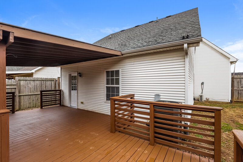2,100/Mo, 4825 Nina Marie Ave Murfreesboro, TN 37129 Rear View
