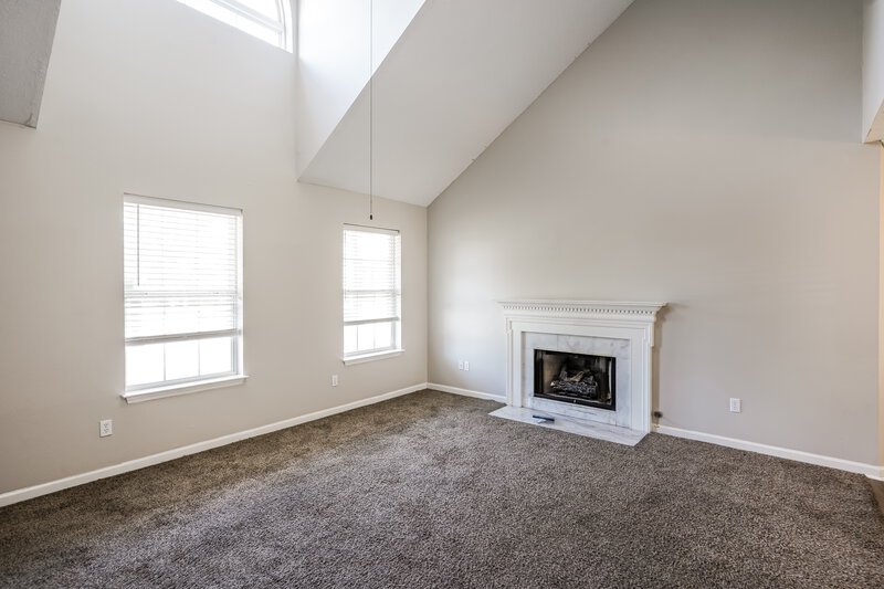 2,390/Mo, 5404 Sunnyvale Dr Antioch, TN 37013 Living Room View 2
