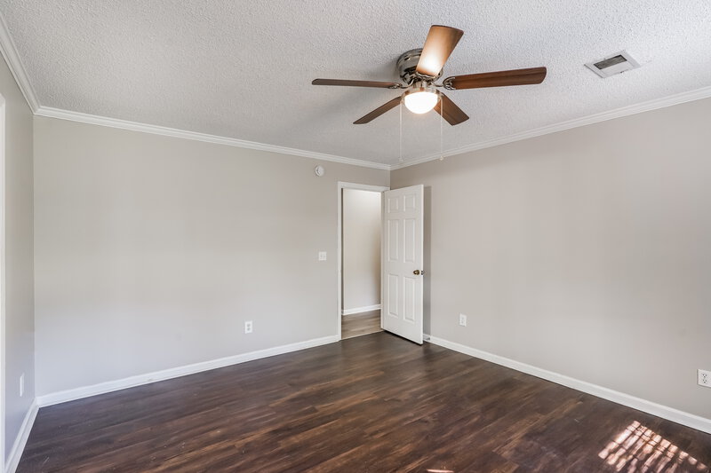 2,390/Mo, 5404 Sunnyvale Dr Antioch, TN 37013 Main Bedroom View 2