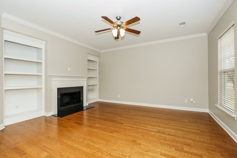 3,110/Mo, 2447 Cason Ln Murfreesboro, TN 37128 Living Room View 2