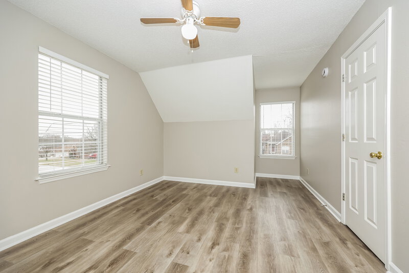 2,360/Mo, 805 Forest Ridge Dr La Vergne, TN 37086 Bedroom View 3