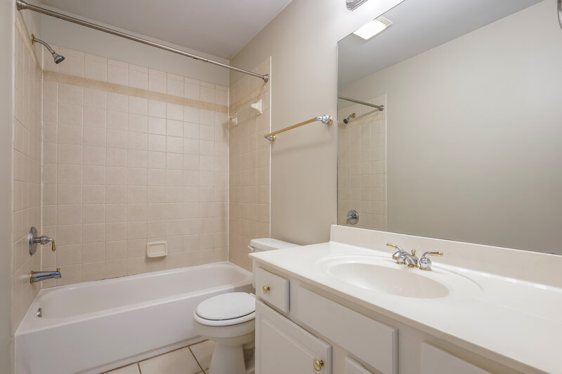 2,690/Mo, 1536 Rachaels Rdg Hermitage, TN 37076 Bathroom View