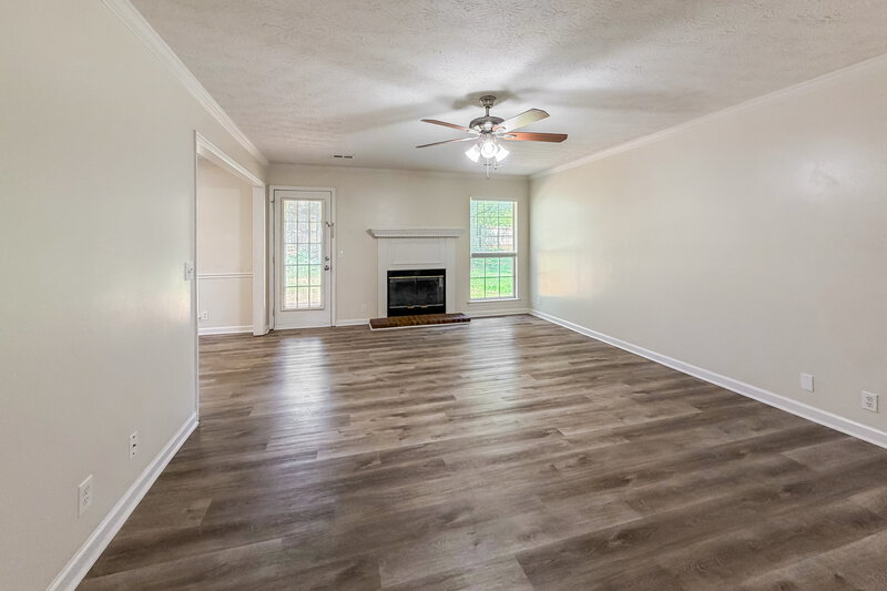 2,420/Mo, 104 Carolina Ct Smyrna, TN 37167 Living Room View