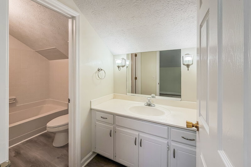 2,420/Mo, 104 Carolina Ct Smyrna, TN 37167 Bathroom View