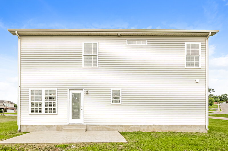 2,290/Mo, 624 Big Hurricane Dr La Vergne, TN 37086 Rear View