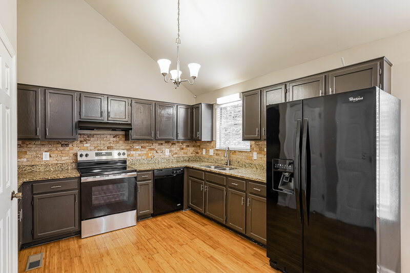 2,385/Mo, 5036 Countryside Dr Antioch, TN 37013 Kitchen View