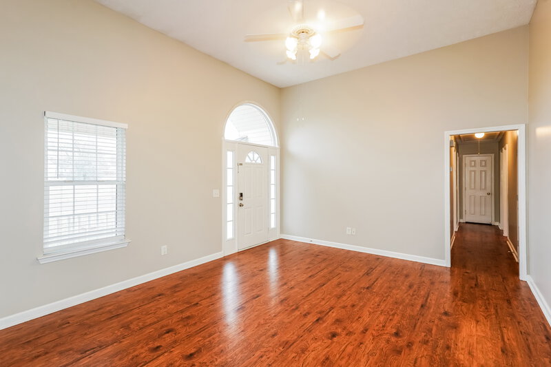 1,905/Mo, 202 Zenith Ct Smyrna, TN 37167 Living Room View
