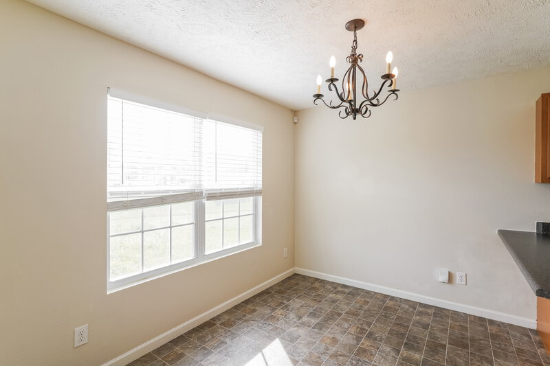2,160/Mo, 1533 Passage Dr Murfreesboro, TN 37130 Dining Room View