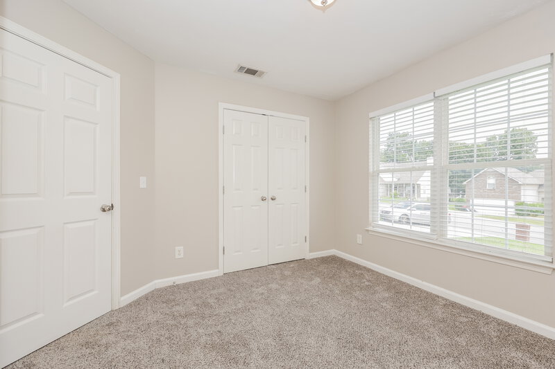 2,340/Mo, 128 Mary Joe Martin Dr La Vergne, TN 37086 Bedroom View 3