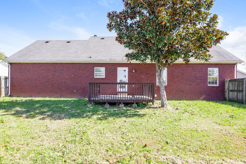 2,410/Mo, 2927 Islington Dr Murfreesboro, TN 37128 Rear View