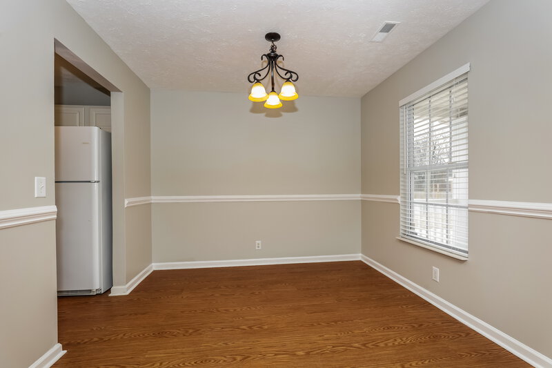 2,345/Mo, 2136 Blake Dr Antioch, TN 37013 Dining Room View 2