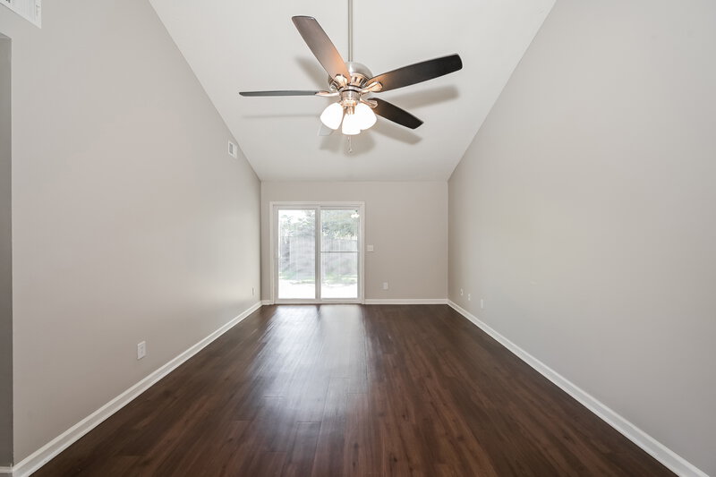 1,885/Mo, 603 Freedom Ct Murfreesboro, TN 37129 Living Room View