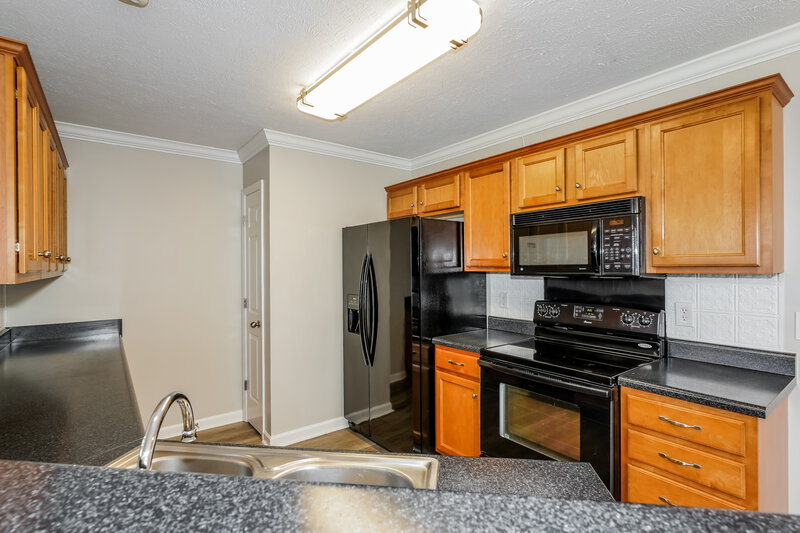 1,925/Mo, 565 County Farm Rd Murfreesboro, TN 37127 Kitchen View 2