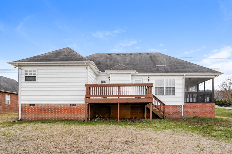 1,925/Mo, 565 County Farm Rd Murfreesboro, TN 37127 Rear View