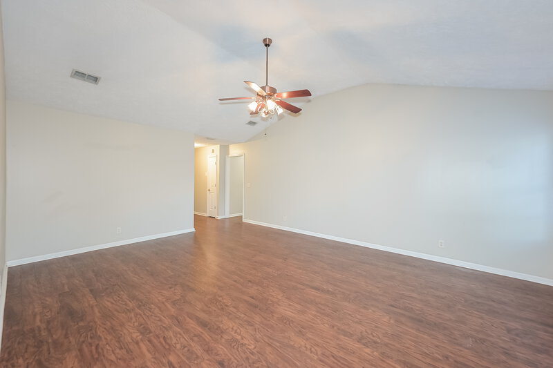 2,065/Mo, 3012 Wellington Pl Murfreesboro, TN 37128 Living Room View 2