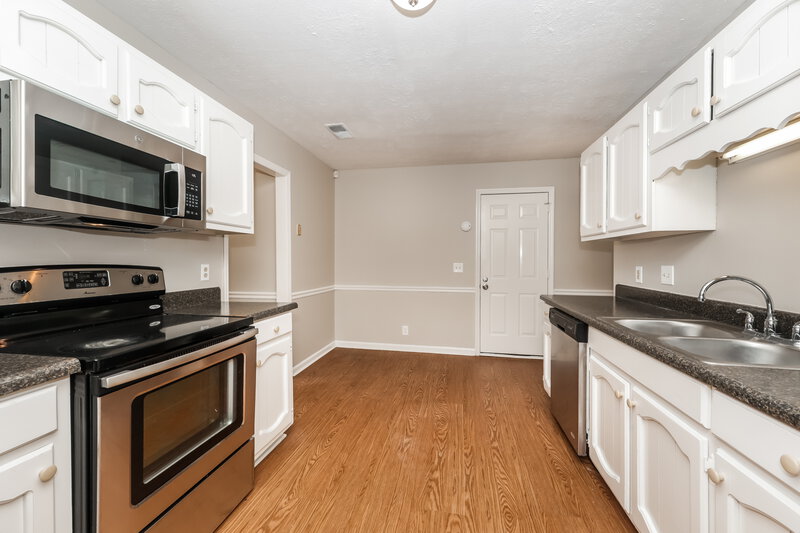 1,865/Mo, 317 Rosemary St Smyrna, TN 37167 Kitchen View 2
