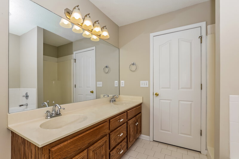3,130/Mo, 3003 Potts Crossing Smyrna, TN 37167 Main Bathroom View 2