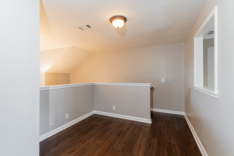 2,380/Mo, 1443 Antebellum Dr Murfreesboro, TN 37128 Loft View