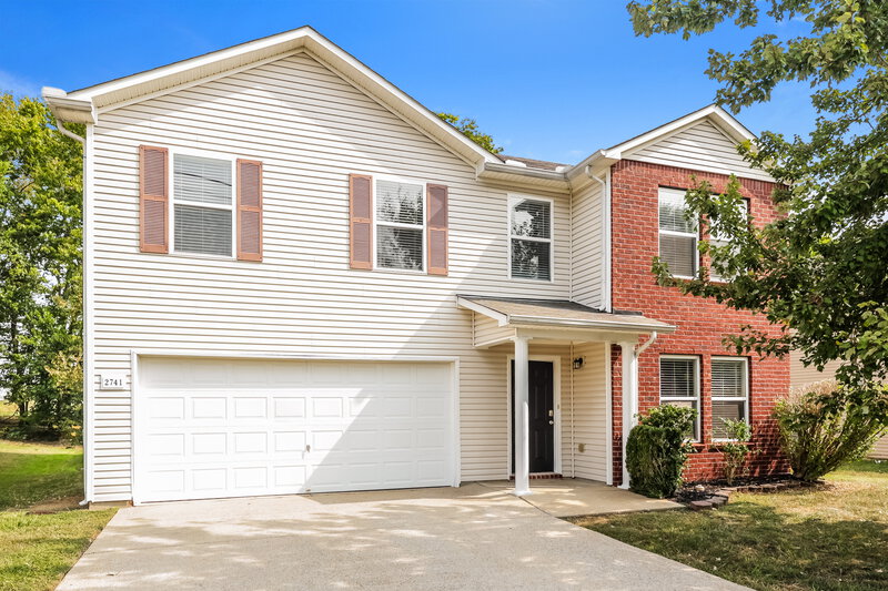 2,185/Mo, 2741 Sutherland Dr Thompsons Station, TN 37179 Front View