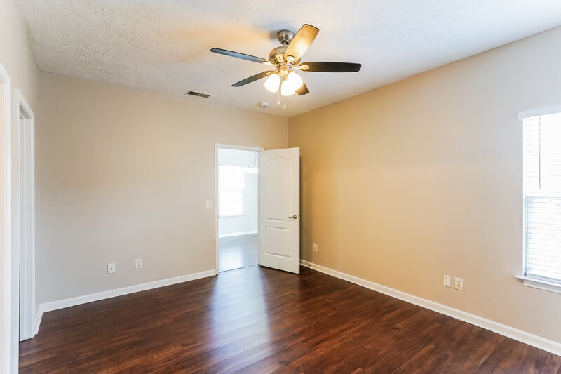 1,835/Mo, 2627 Sewanee Pl Murfreesboro, TN 37128 Main Bedroom View 2