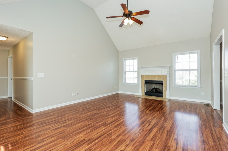 3,440/Mo, 3128 Hardwood Dr Murfreesboro, TN 37129 Living Room View 2