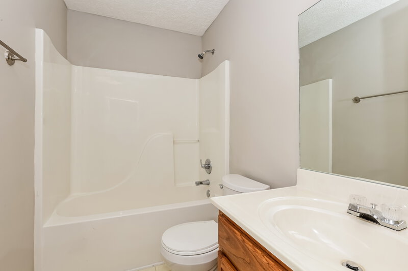 3,440/Mo, 3128 Hardwood Dr Murfreesboro, TN 37129 Bathroom View