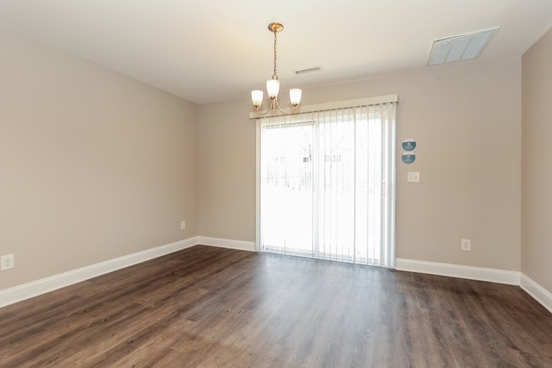 2,990/Mo, 1008 Tammy Sue Ln La Vergne, TN 37086 Dining Room View