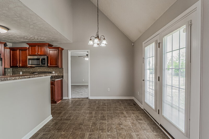 2,405/Mo, 5054 Betsy Ann Ave Murfreesboro, TN 37129 Dining Room View