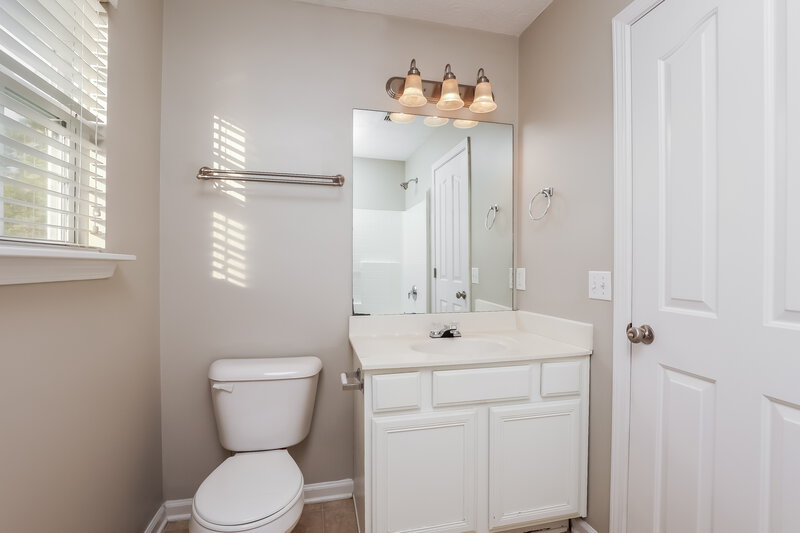 2,265/Mo, 8864 Cressent Glen Ct Antioch, TN 37013 Bathroom View