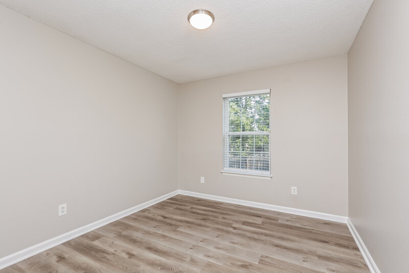 1,975/Mo, 321 Lake Forest Dr La Vergne, TN 37086 Bedroom View