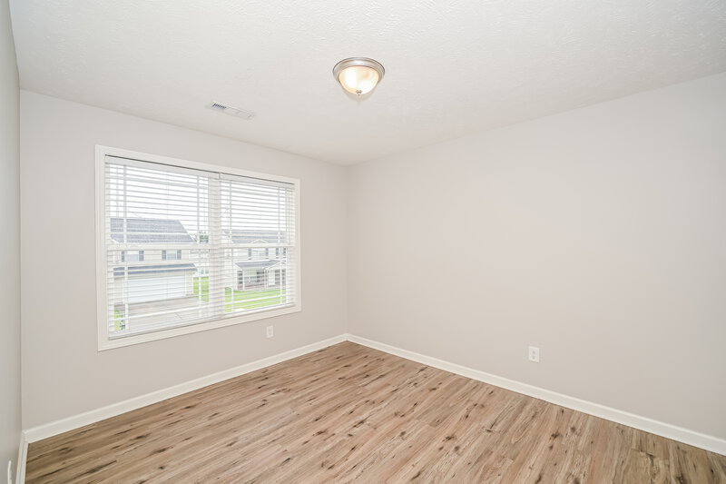2,135/Mo, 1020 Tammy Sue Ln La Vergne, TN 37086 Bedroom View 3