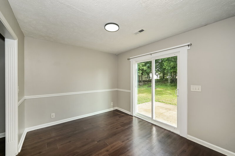 2,120/Mo, 106 Chapel Brook Way Murfreesboro, TN 37129 Living Room View 3